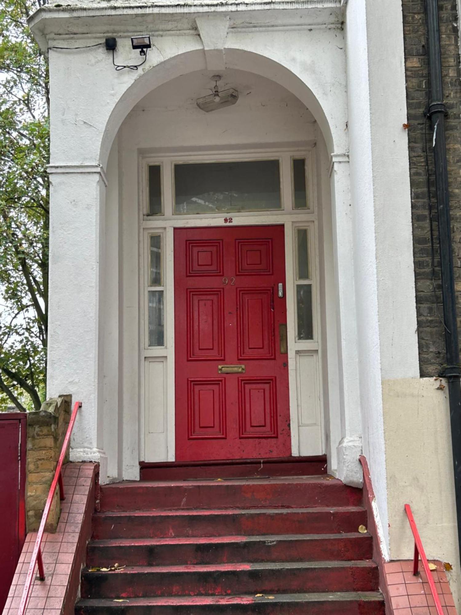 Comfy Studio London Exterior photo